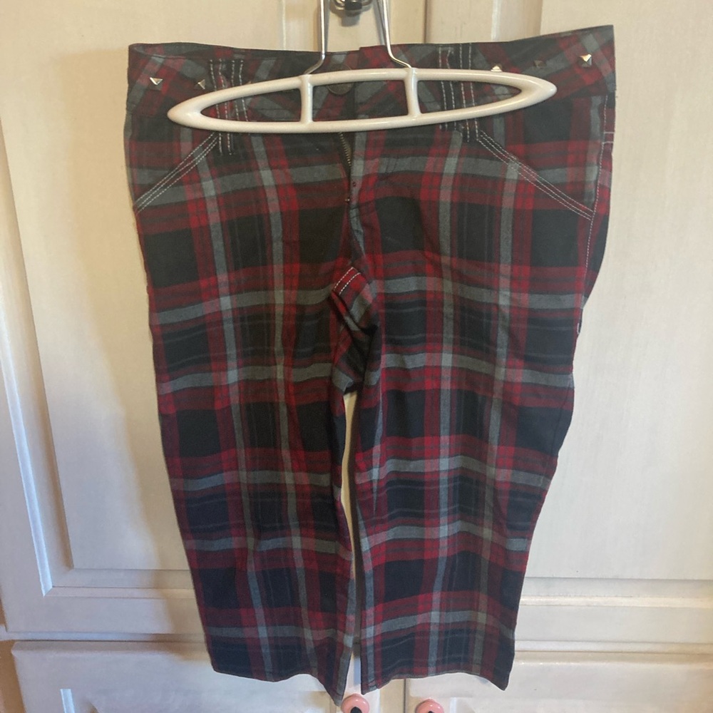 Plaid Capri